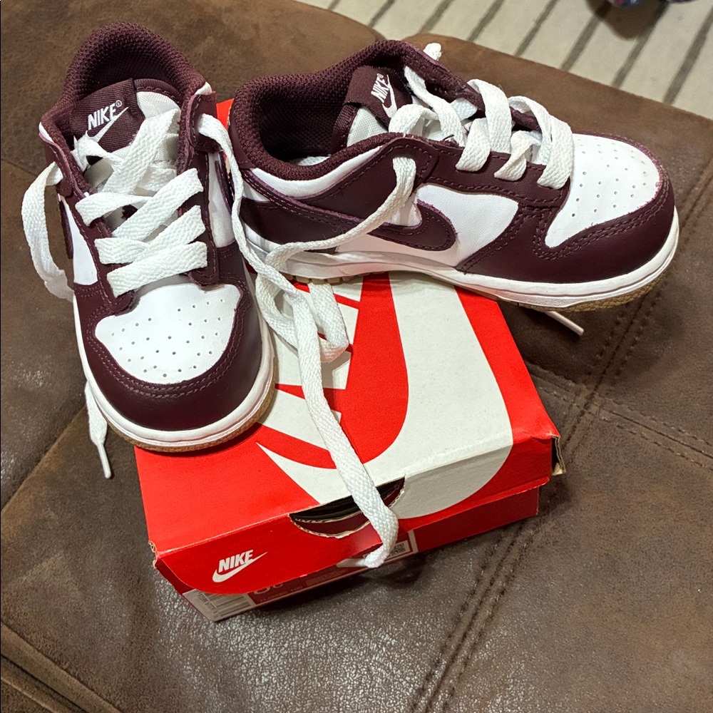 Nike Kids Dunk Sneakers - Picture 2 of 2